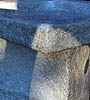 Detail du carton recouvert de pulpe imitant la pierre